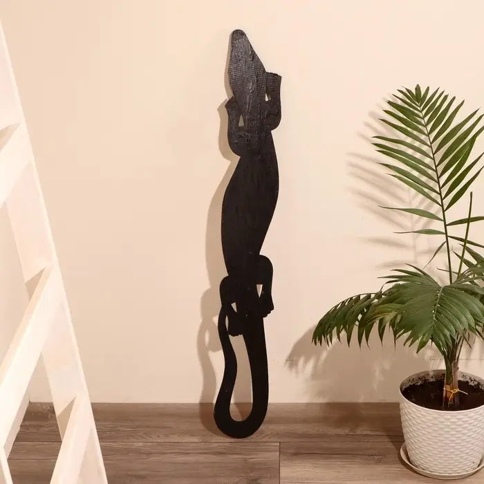 Панно настенное дерево "Геккон на гекконе" 1,5х15х100 см