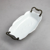 Блюдо «Роза», 1.8 л, прямоугольное, золотая обводка, фарфор, Иран Блюдо «Роза», 1.8 л, прямоугольное, золотая обводка, фарфор, Иран