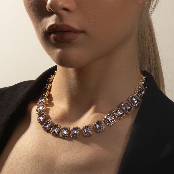 Колье &laquo;Драгоценность&raquo; квадраты в стразах, цвет бело-сиреневый в золоте, 32 см