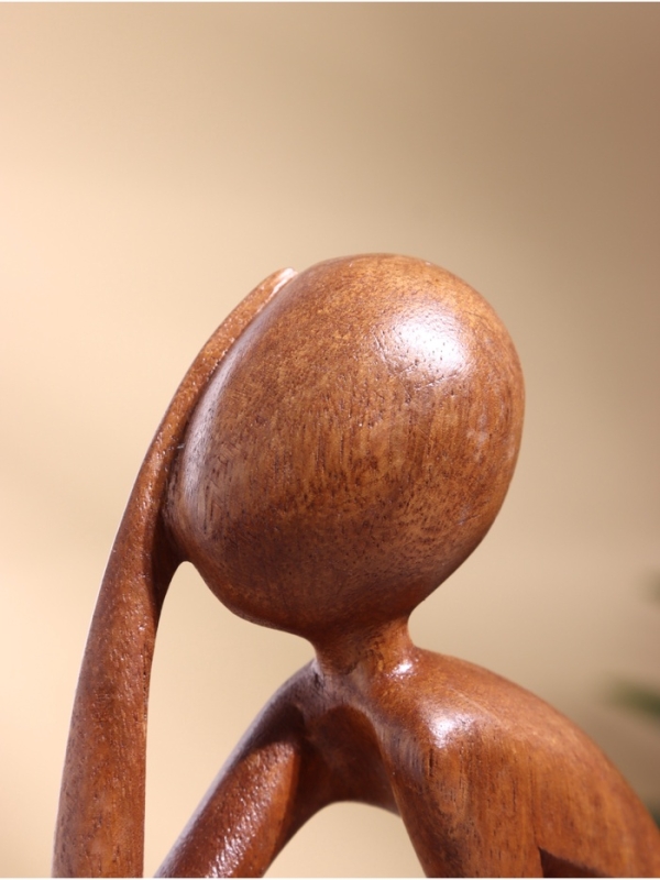 Сувенир "Мечтатель" дерево суар, 10х5х20 см