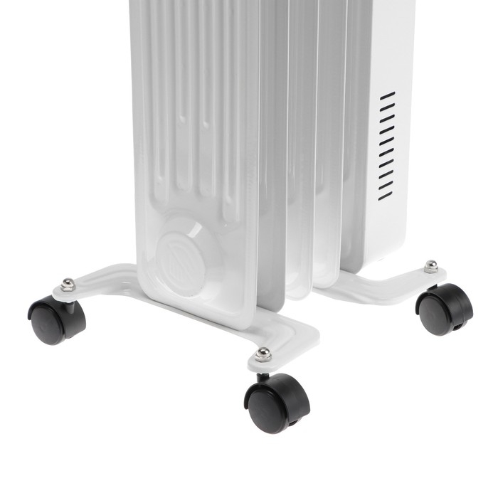 Обогреватель Centek CT-6221-5, масляный, напольный, 1000 Вт, 12.5 м&sup2;, 5 секций, бело-чёрный