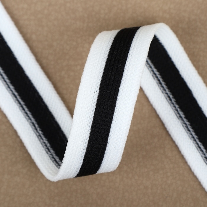 Тесьма трикотажная лампас 15 мм, 9,1 &plusmn; 0,5 м, цвет белый/чёрный