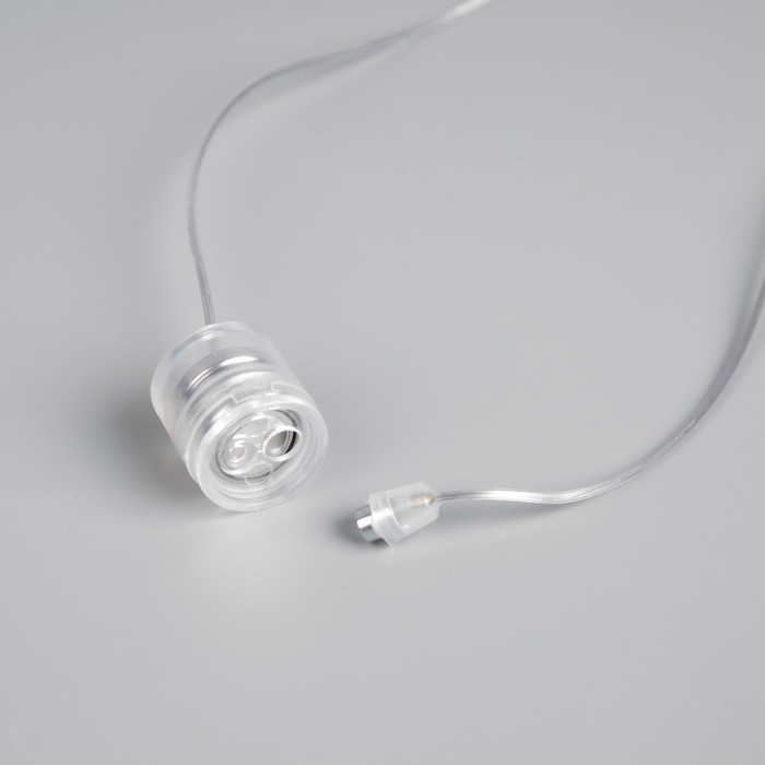 Светодиодный кулон «Полумесяц» 60 см, батарейки, свечение мульти (RGB) Светодиодный кулон «Полумесяц» 60 см, батарейки, свечение мульти (RGB)