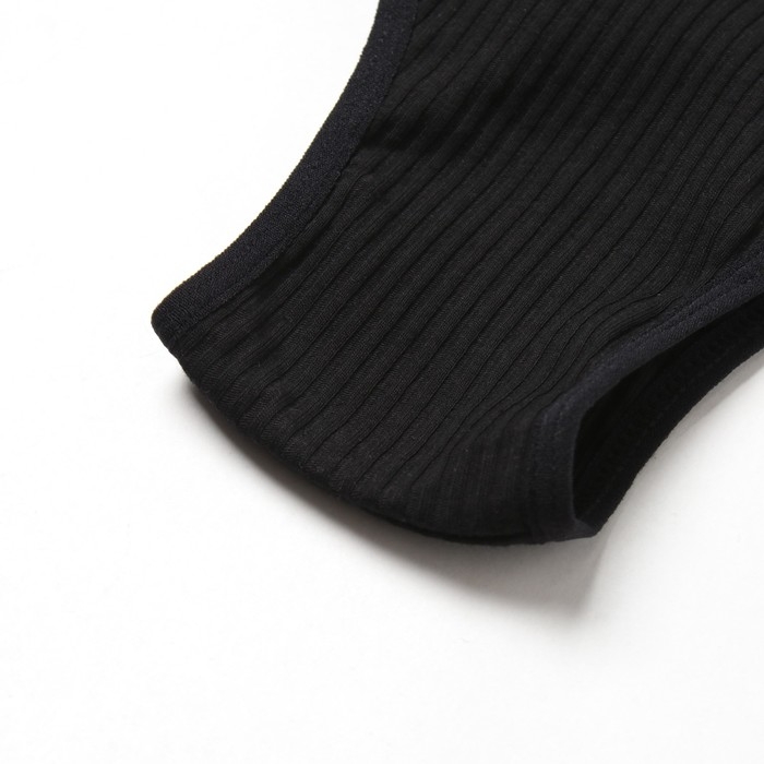 Комплект женский (топ, трусы) цвет черный, размер 44-46