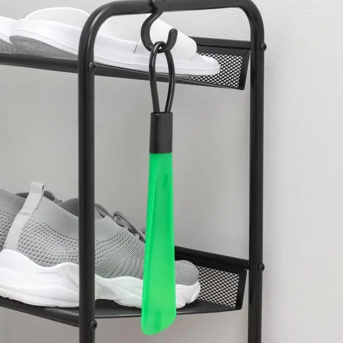 Ложка для обуви Доляна, с петелькой, 30&times;4 см, 17.4 см, зелёная