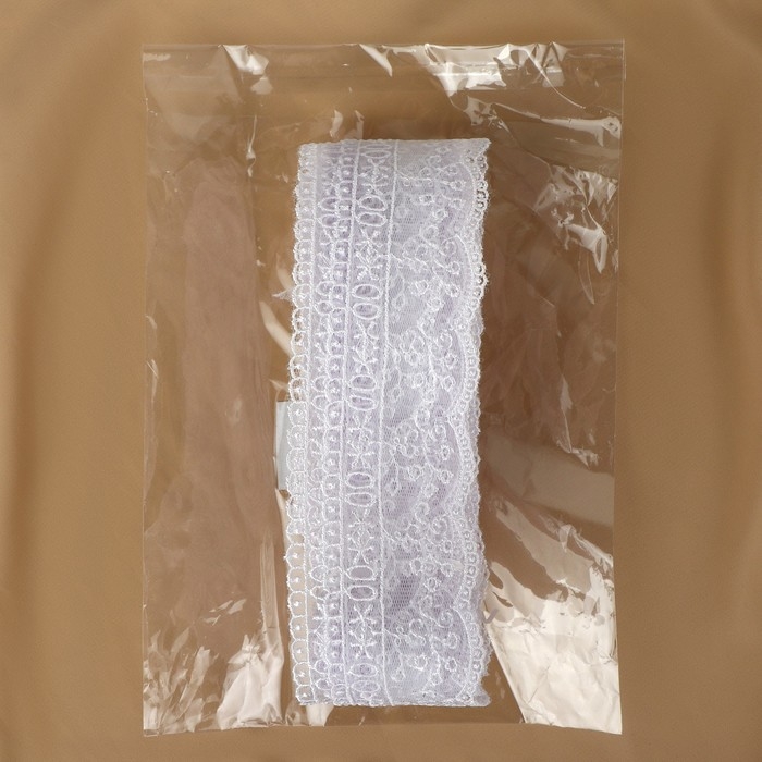 Кружево на сетке, 45 мм &times; 11 &plusmn; 1 м, цвет белый