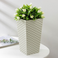 Кашпо для цветов со вставкой &laquo;Ротанг&raquo;, вставка 1,5 л, цвет белый