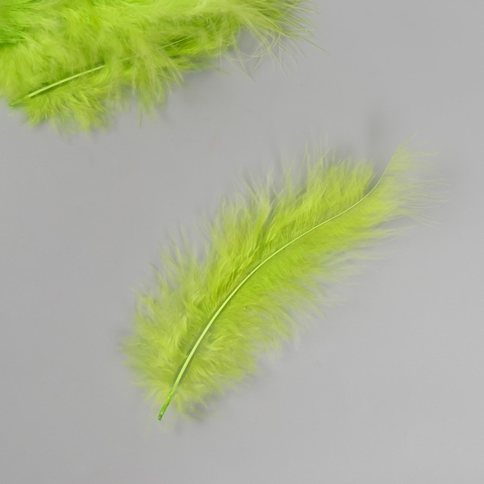 Перо декоративное гусиное пуховое Перо декоративное гусиное пуховое "Ярко-зелёное" набор 40 шт h=10-15 см