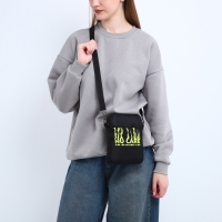 Сумка молодёжная на длинном ремне No care, 20 х 15 х 3 см, отдел на молнии, цвет чёрный