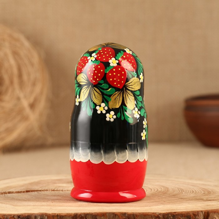 Матрёшка «Земляничка», красное платье, 5 кукольная, 15 см Матрёшка «Земляничка», красное платье, 5 кукольная, 15 см