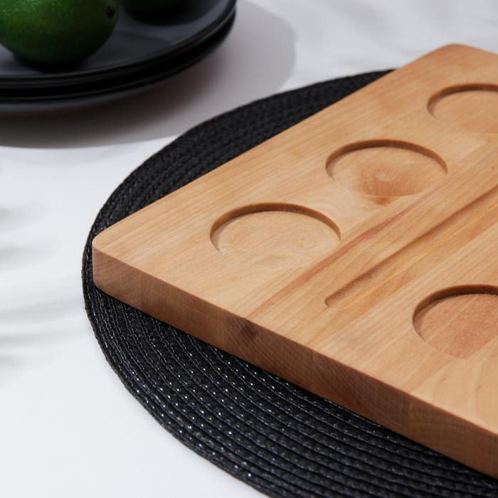 Доска для подачи шотов &laquo;Фуршет&raquo;, 25&times;20&times;1,8 см, на 6 рюмок, диаметр ячеек 5 см, с пропиткой, берёза