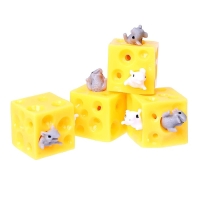 Антистресс сквиш мялка &laquo;Сырные прятки&raquo;, цвета МИКС, в шоубоксе