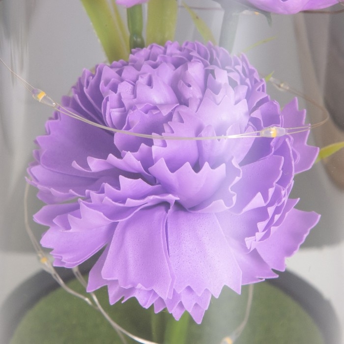 Ночник колба &laquo;Гвоздики&raquo; LED сиреневый 3хААА 10,5х10,5х22см