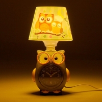 Часы с подсветкой "Совушка" детские настольные, плавный ход, на батарейках АА