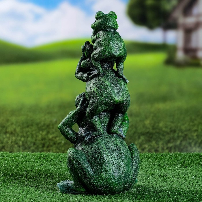 Садовая фигура из гипса &laquo;Лягушки&raquo;, 15&times;12&times;30 см