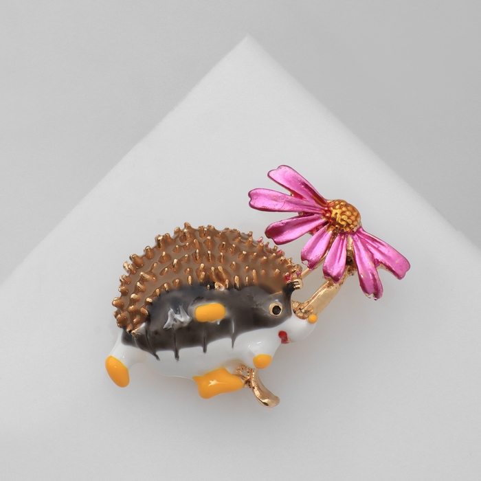 Брошь «Ёжик с цветком», цветной в золоте Брошь «Ёжик с цветком», цветной в золоте