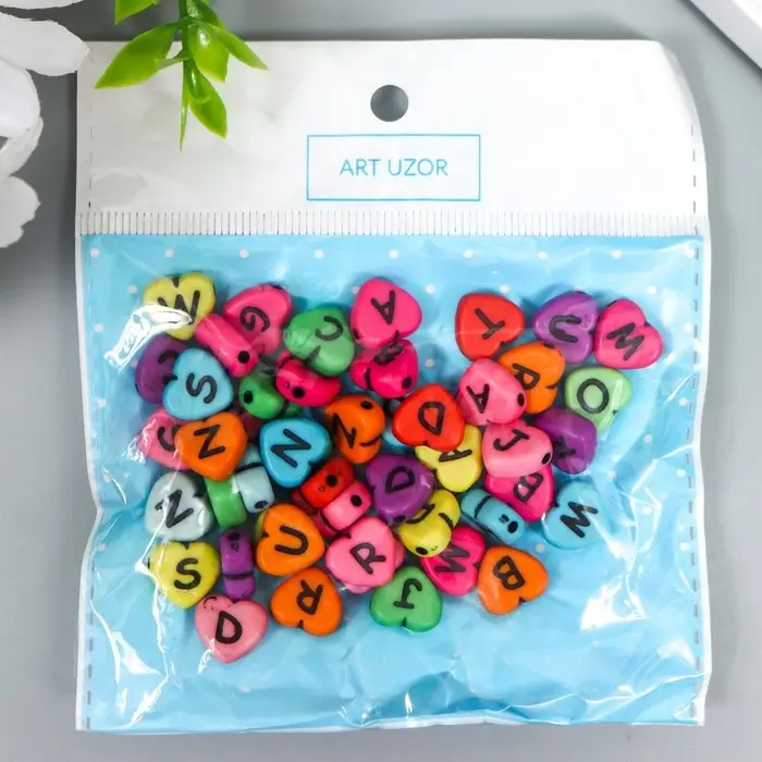 Набор бусин для рукоделия и плетения &laquo;Арт Узор. Яркие сердца с английскими буквами&raquo;, 20 г, пластик, 1&times;1 см