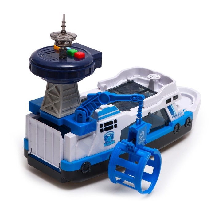 Парковка &laquo;Полицейский катер&raquo;, свет и звук