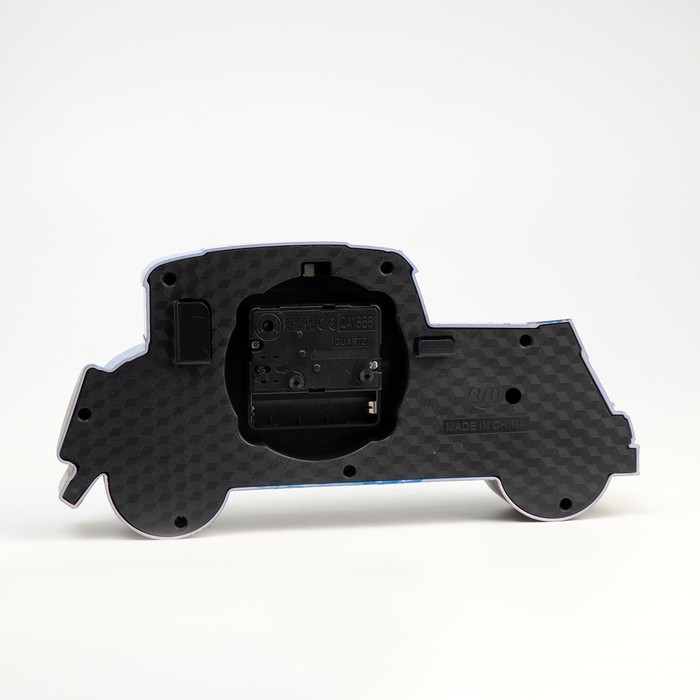 Часы настольные будильник детский Часы настольные будильник детский "Автомобиль", циферблат d-7.5 см, 12 х 24.5 см