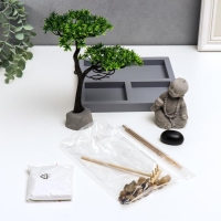 Сад Дзен "Маленький будда у дерева в саду" песок 22,5х20х19,8 см Сад Дзен "Маленький будда у дерева в саду" песок 22,5х20х19,8 см