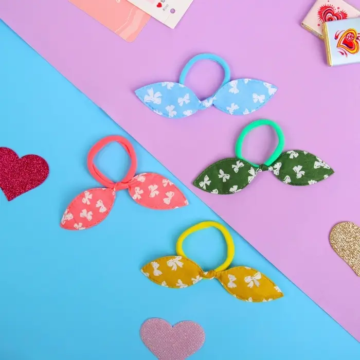 Резинка для волос "Веселые ушки" (набор 4 шт) бантик, микс