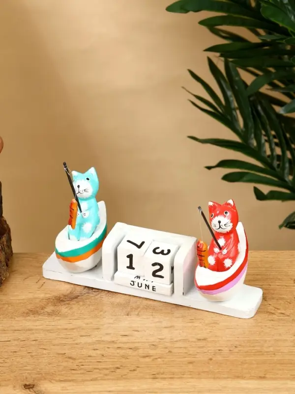 Календарь настольный &laquo;Котики рыбаки&raquo;, 19&times;10&times;10 см, дерево