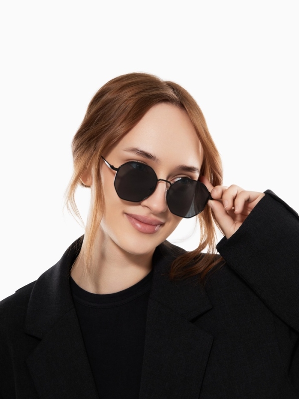 Очки солнцезащитные uv 400, дужка 14 см, ширина 11.7 см, линза 4.7 х 5 см Очки солнцезащитные uv 400, дужка 14 см, ширина 11.7 см, линза 4.7 х 5 см