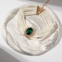 Чокер-колье «Роскошь» жемчужое, зелёный в золоте, 30,5 см Чокер-колье «Роскошь» жемчужое, зелёный в золоте, 30,5 см