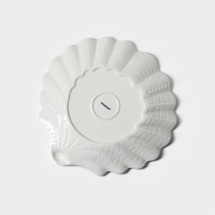 Блюдо фарфоровое Magistro &laquo;Раковина&raquo;, d=25,3 см, цвет белый