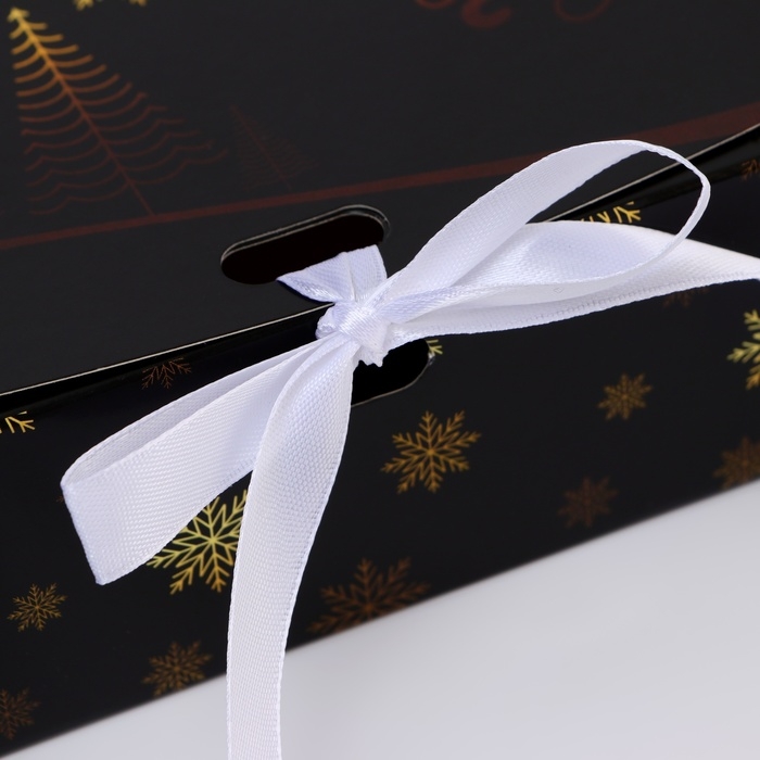 Новый год. Коробка подарочная новогодняя складная, упаковка, &laquo;Ночая стуж&raquo;, 16 &times; 12 &times; 5 см.