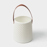 Ваза для цветов LaDо́m &laquo;Ведёрко&raquo;, 2,8 л, 18&times;16,5&times;14 см, цвет белый