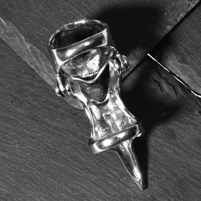 Кольцо «Коготь» волк, цвет чернёное серебро, 20 размер Кольцо «Коготь» волк, цвет чернёное серебро, 20 размер