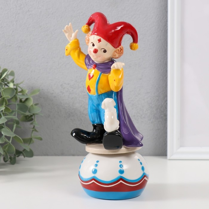Сувенир керамика музыкальный Сувенир керамика музыкальный "Клоун с пёсиком, стоит на шаре" 9х10х20,7 см