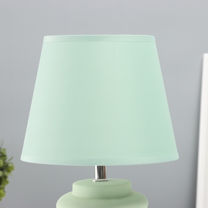 Лампа настольная "Цзяо" 1х40Вт Е14 зеленый 19,5х19,5х35,5см
