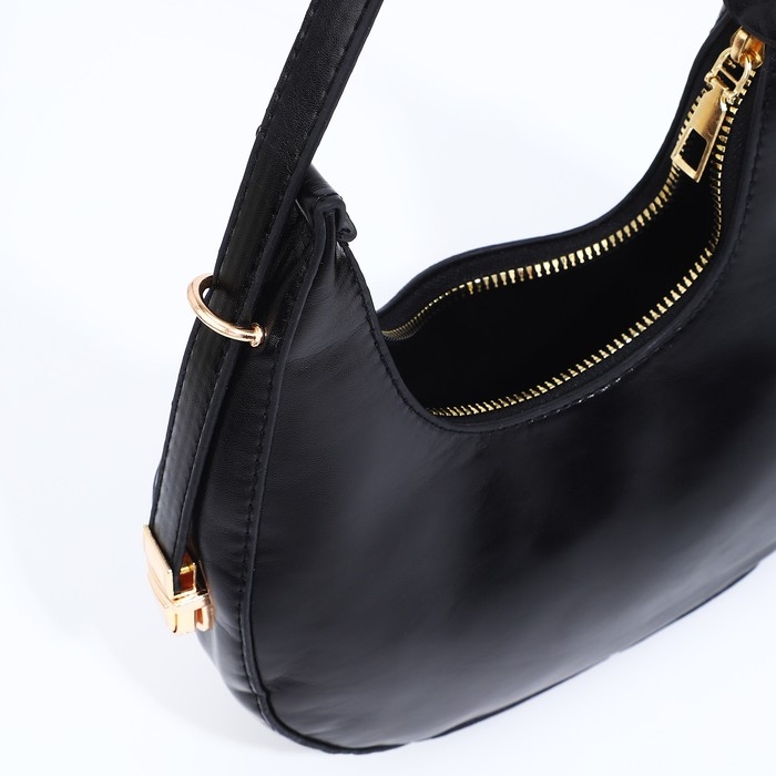 Сумка-багет на молнии, цвет чёрный