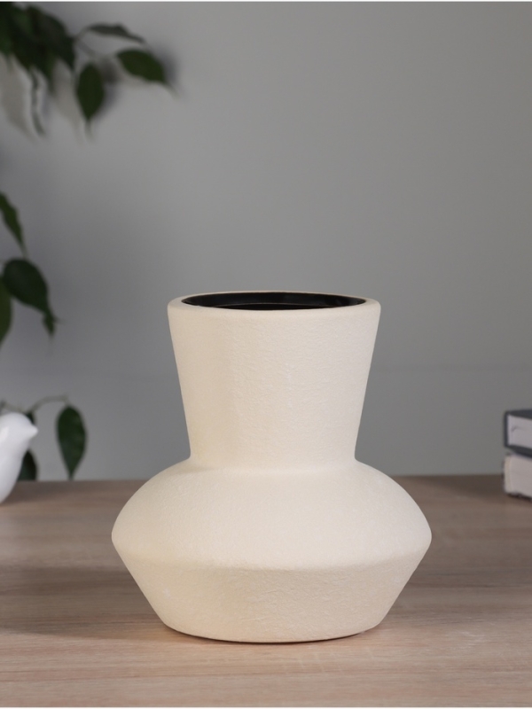 Ваза керамика настольная "Олвен" d-9.5см, 14х13,5 см, бежевый