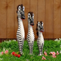 Сувенир дерево "Семейство зебр" (набор 3 штуки: высота 40,35,30 см) Сувенир дерево "Семейство зебр" (набор 3 штуки: высота 40,35,30 см)