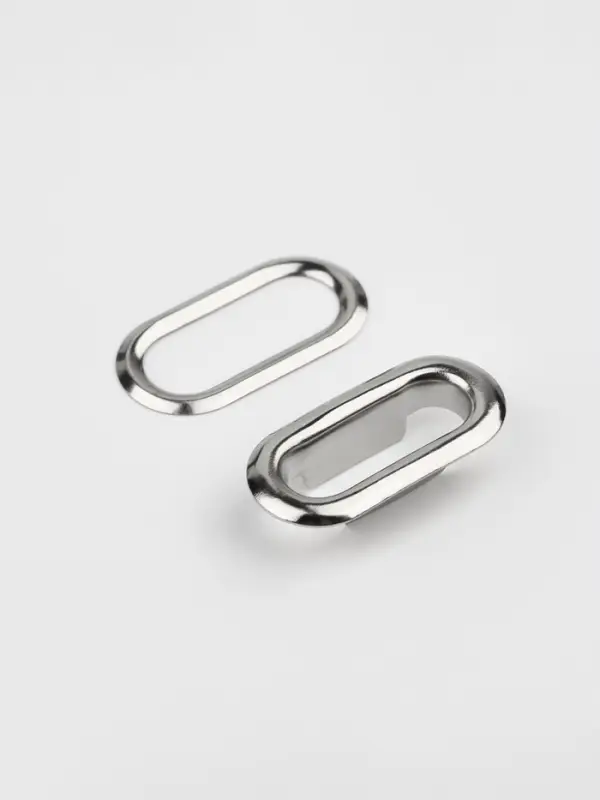 Застёжка для кепки, с люверсом, 2&times;2 см, цвет серебряный