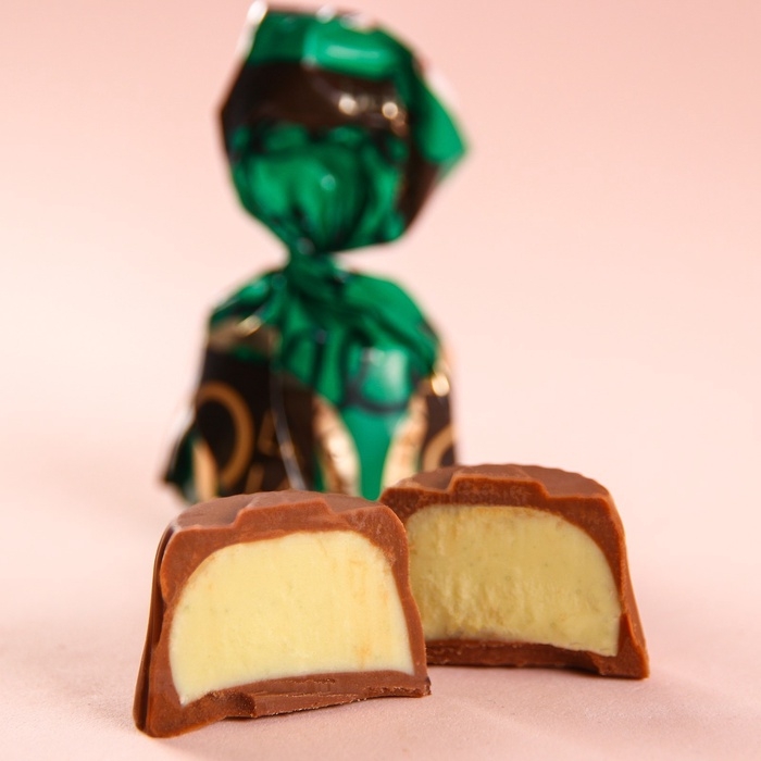 Подарочный набор новогодний  &laquo;Сказочного года&raquo;: чай, печенье, конфеты