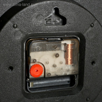 Часы настенные, интерьерные "Футбольный мяч", d-23 см, бесшумные, корпус чёрный Часы настенные, интерьерные "Футбольный мяч", d-23 см, бесшумные, корпус чёрный