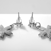 Серьги со стразами &laquo;Цветы&raquo; литл, цвет белый в серебре