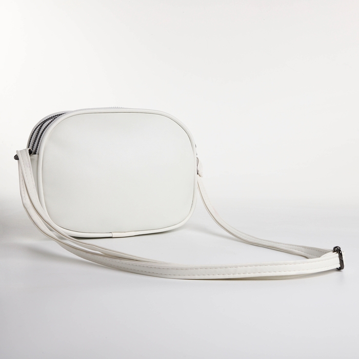 Сумка женская кросс-боди на молнии, цвет белый Сумка женская кросс-боди на молнии, цвет белый