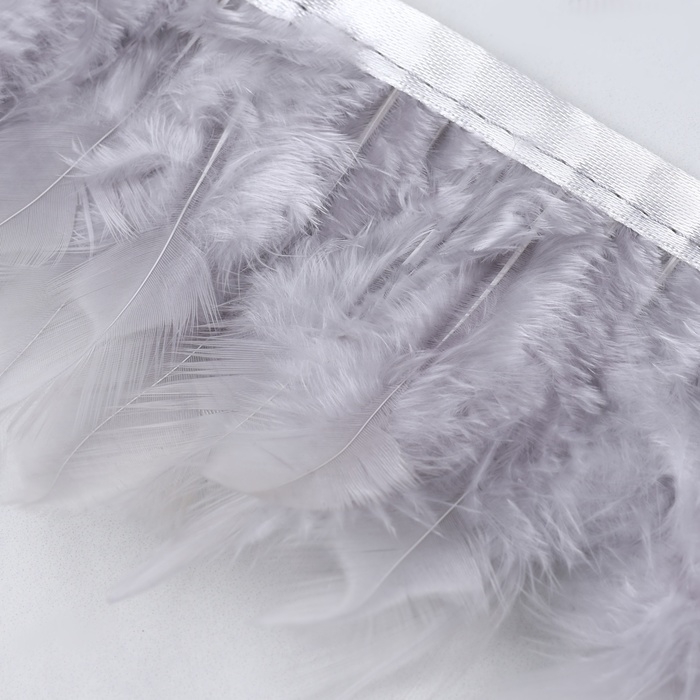 Тесьма с перьями петуха, 10-15 см, 5 &plusmn; 0,5 м, цвет светло-серый