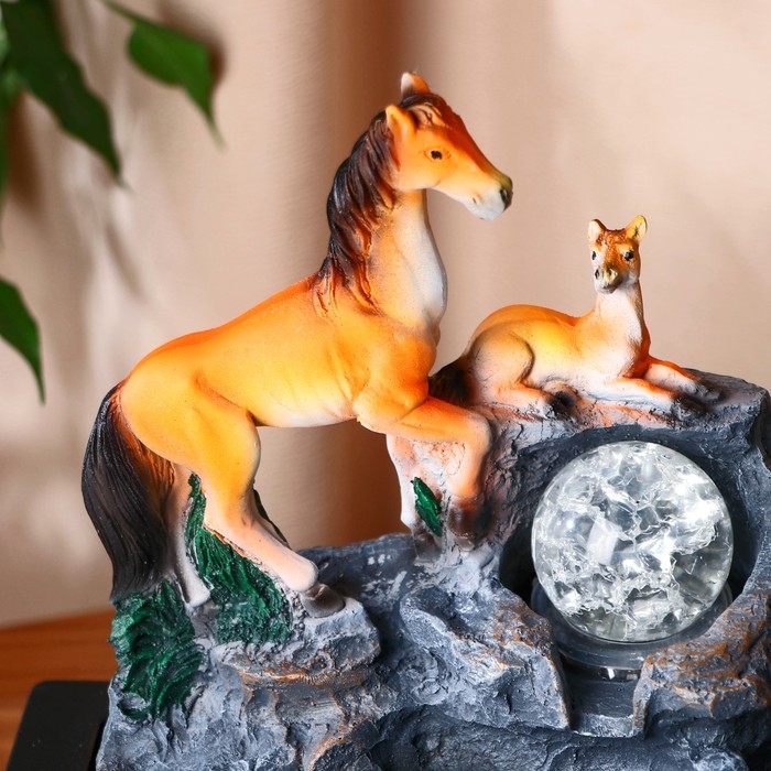 Фонтан "Конь на скале" 16х20х26 см (с подсветкой)