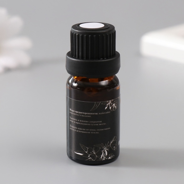 Ароматическое масло для свечей Ароматическое масло для свечей "Мандарин" 10 мл 2,5х2,5х6,3 см