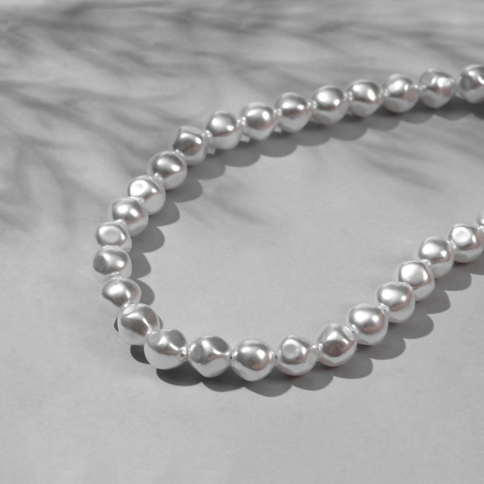 Бусины пластиковые на нити &laquo;Жемчуг&raquo; 0,8&times;0,8&times;0,4 см, (набор 110 шт.), цвет белый