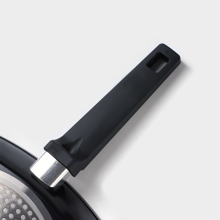 Сковорода гриль квадратная Magistro Flame, 28&times;28 см, антипригарное покрытие, индукция, цвет чёрный