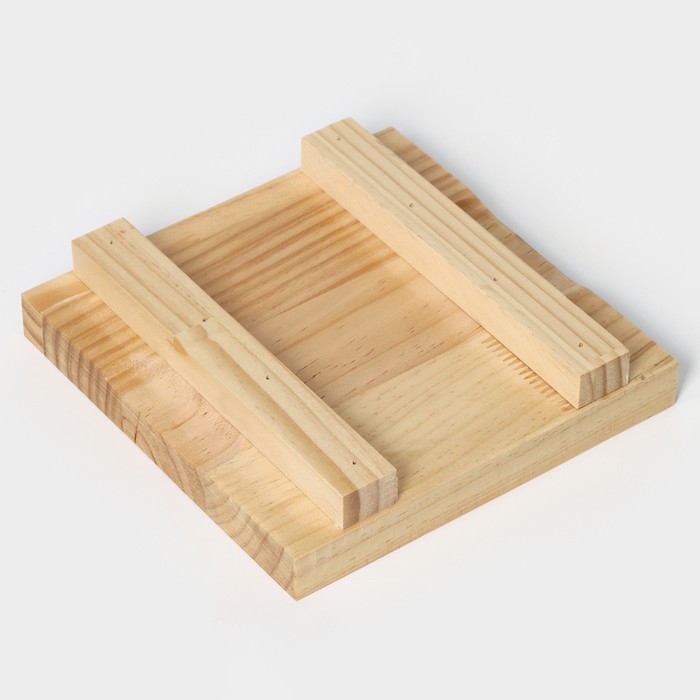 Сковорода чугунная &laquo;Круг высокий с ручками&raquo;, d=18 см, на деревянной подставке