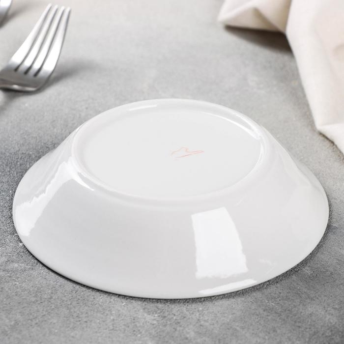 Тарелка фарфоровая &laquo;Вишня&raquo;, d=14 см