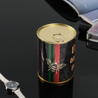 Подарочные носки в банке «Птичке высокого полета», (внутри носки женские, цвет белый) Подарочные носки в банке «Птичке высокого полета», (внутри носки женские, цвет белый)